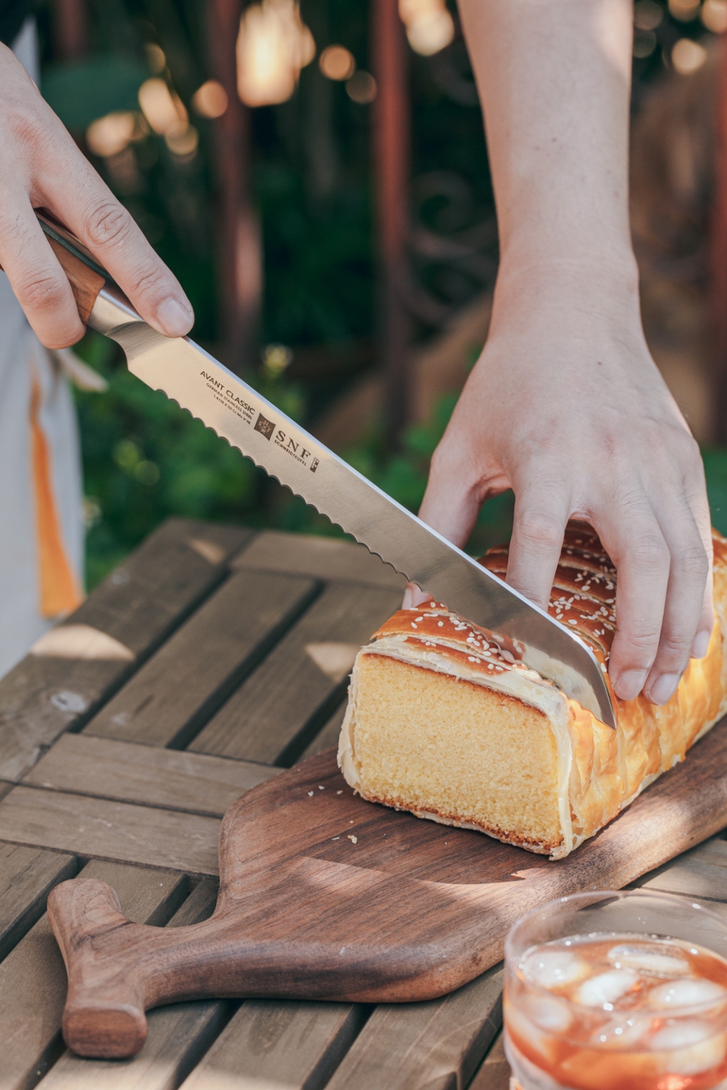 The Essential Bread Knife: Unleashing the Art of Bread Cutting with an 8-Inch Serrated Blade