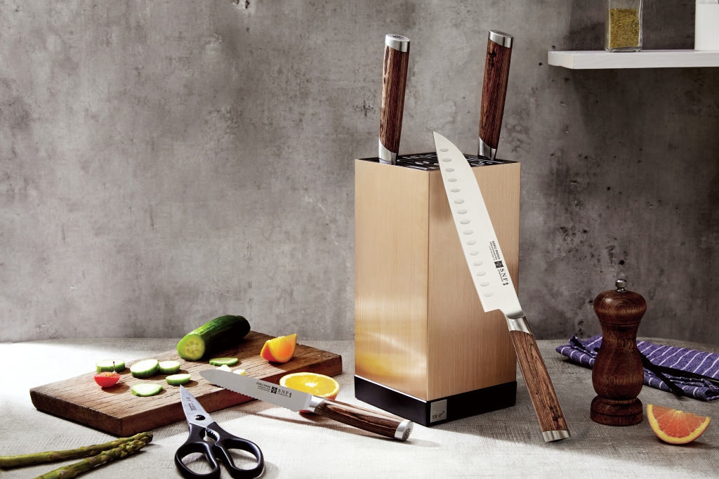 Elevate Your Culinary Experience: Must-Have Accessories for Your Chef Knife